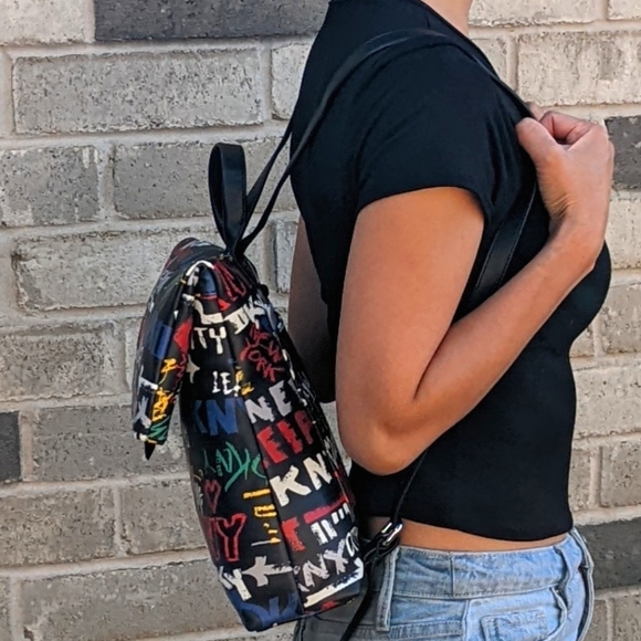 SOLD DKNY graffiti backpack - Picture 5 of 6